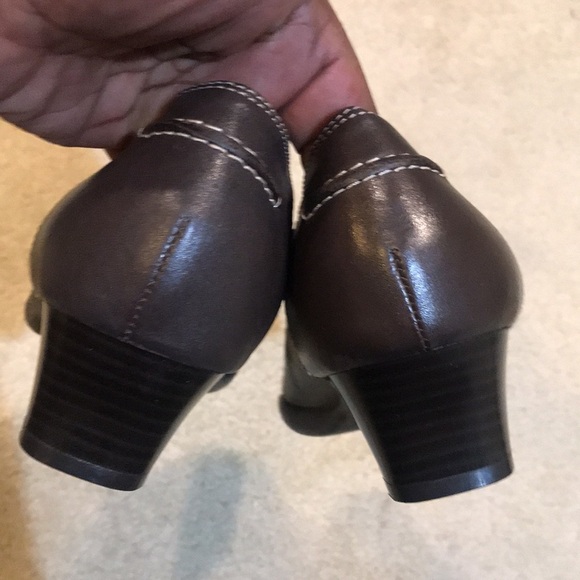 Aerosoles Relatch Velcro Closure Leather Upper Mary Jane 2 inch Heel Shoes-Sz 8 - Picture 8 of 10